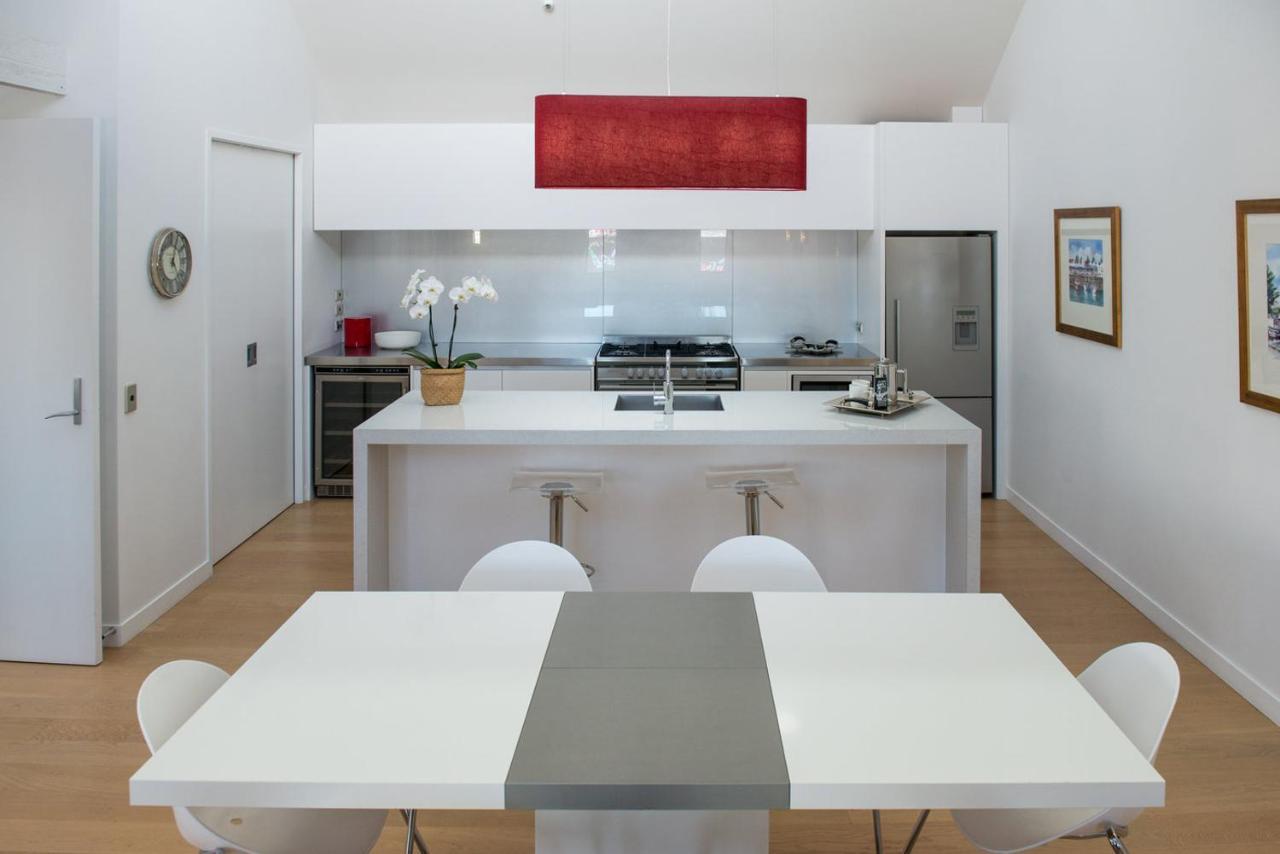 Luxurious Loft Apartments In The Heart Of Ahuriri Napier Buitenkant foto